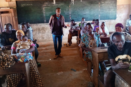 Appui à la formation professionnelle: Renforcement de capacités des agripreneurs sur l'élévage de la volaille