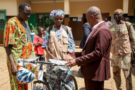 REMISE DE VELOS VTT AUX RELAIS COMMUNAUTAIRES DES DEPARTEMENTS DE L’ATACORA ET DE LA DONGA PAR LE PROJET DE RENFORCEMENT DE LA SANTE COMMUNAUTAIRE (PRS -COM) / USAID